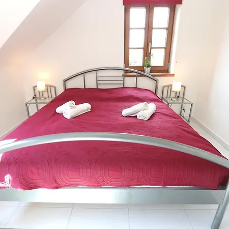 Daisy Posazavi - Rekreacni Blizko Prahy * Bohuliby